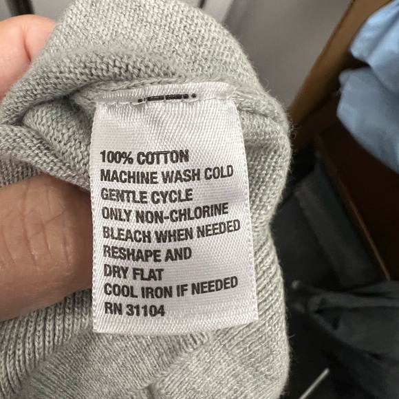 Crown & Ivy flamingo sweater gray crew neck long sleeve xl - Picture 4 of 4